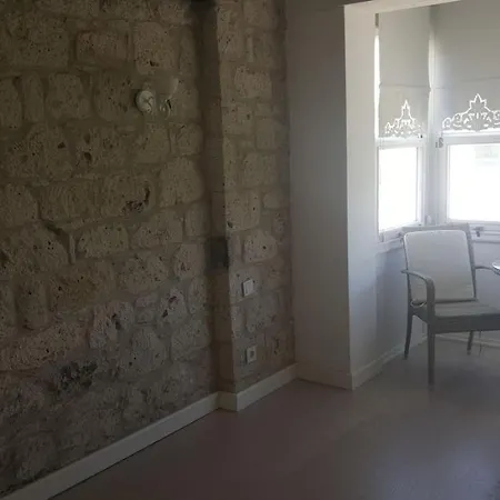Izmir Cesme Lueks فيلة ألاتشاتي