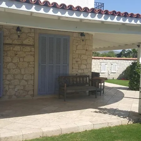 Izmir Cesme Lueks *
